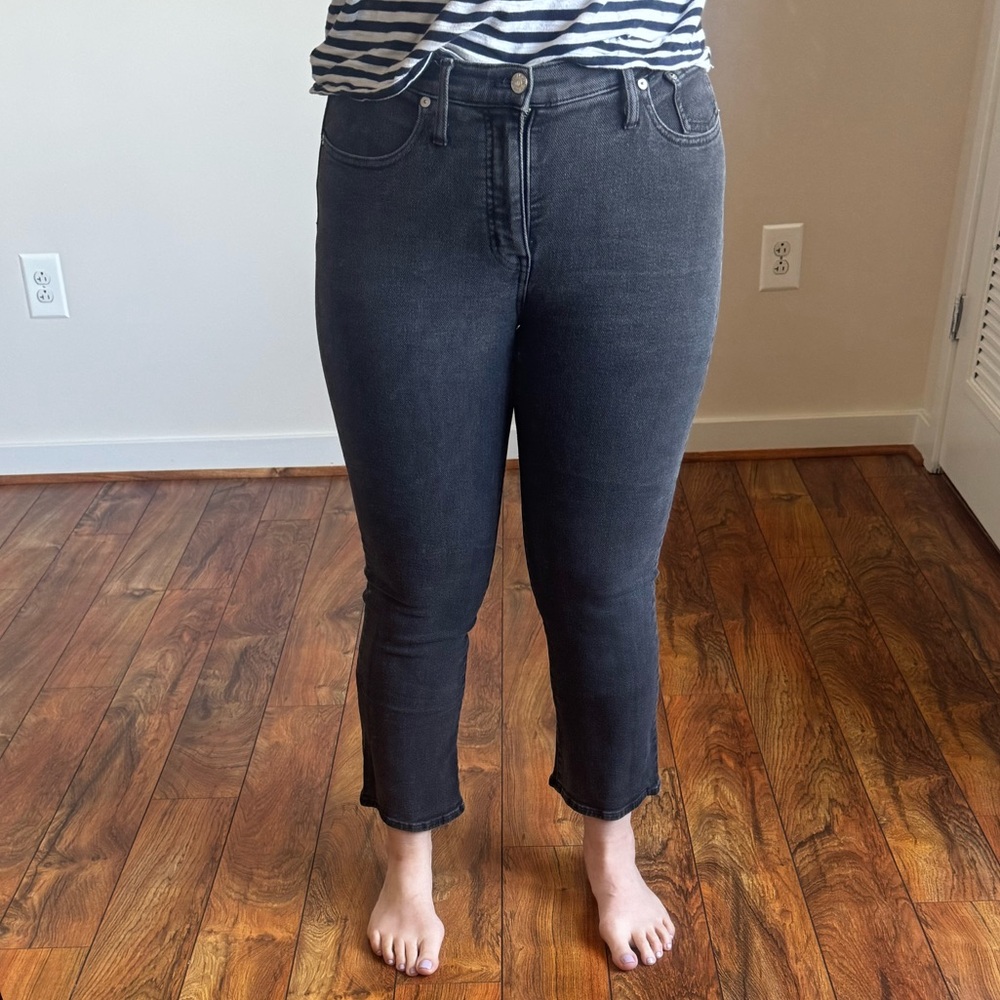 Madewell mid-rise kick out jeans